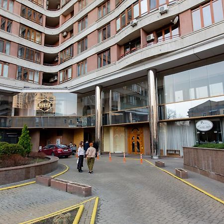 Apartments On Zhilyanskaya Street 59 Kiev Bagian luar foto